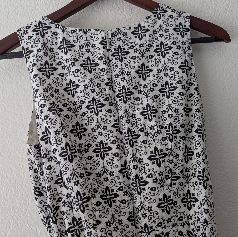 Boden Linen Cotton Wrap Tie Blouse White/Black Floral V Neck Sleeveless Size 12 - Picture 4 of 10